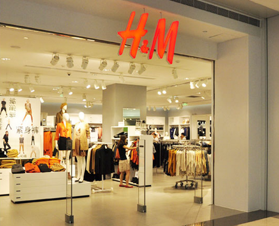 H&M店铺装修的环保背胶
